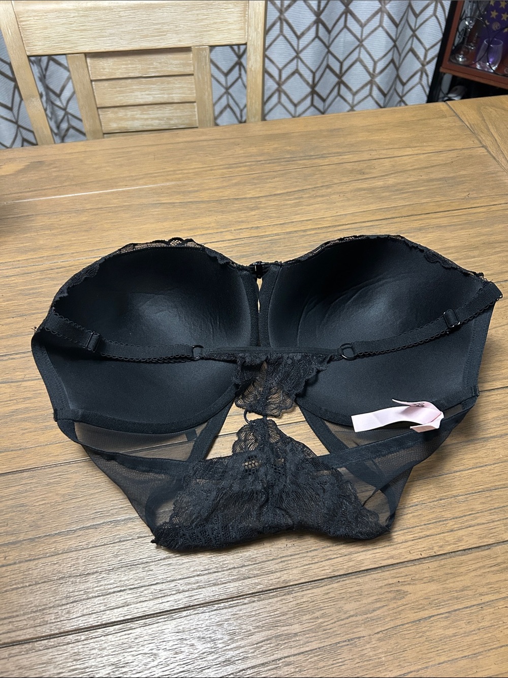 Victoria's Secret Black Lace Push-Up Racerback Bra - Picture 3 of 5